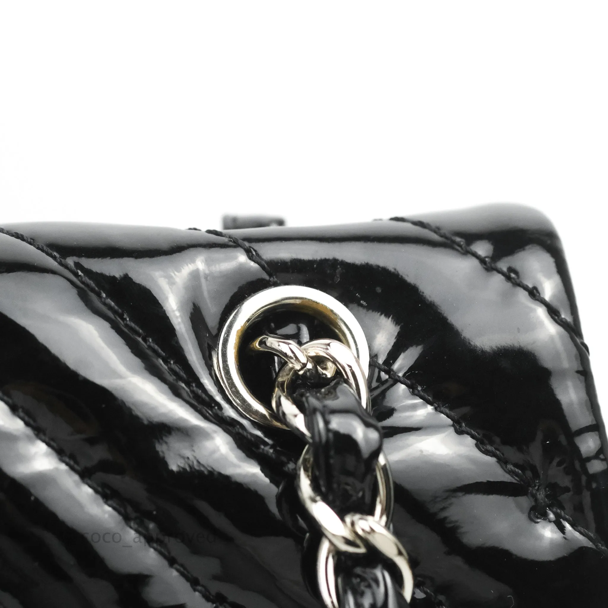 Chanel Single Flap Maxi Chevron Black Patent Silver Hardware