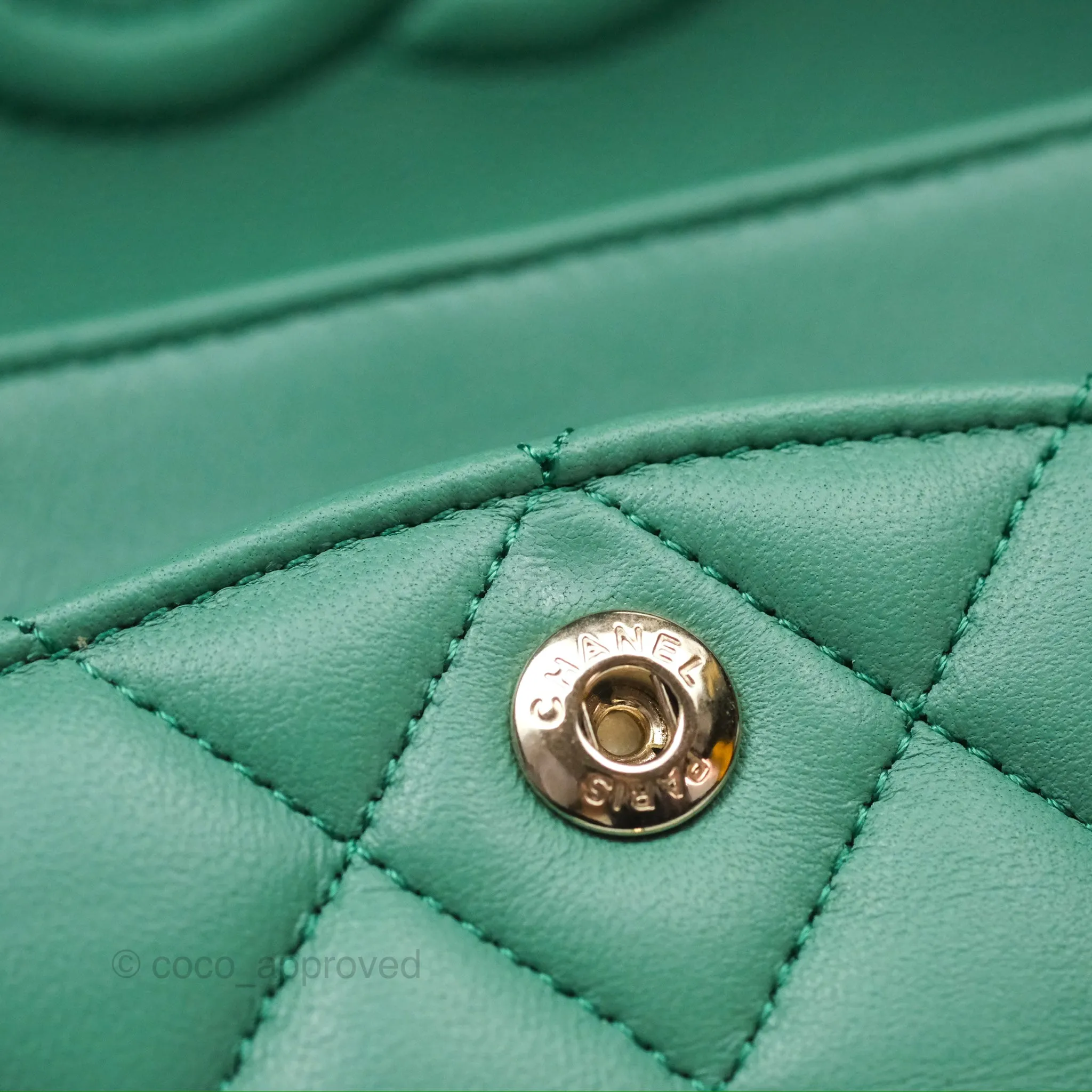 Chanel Small S/M Classic Flap Green Lambskin Gold Hardware