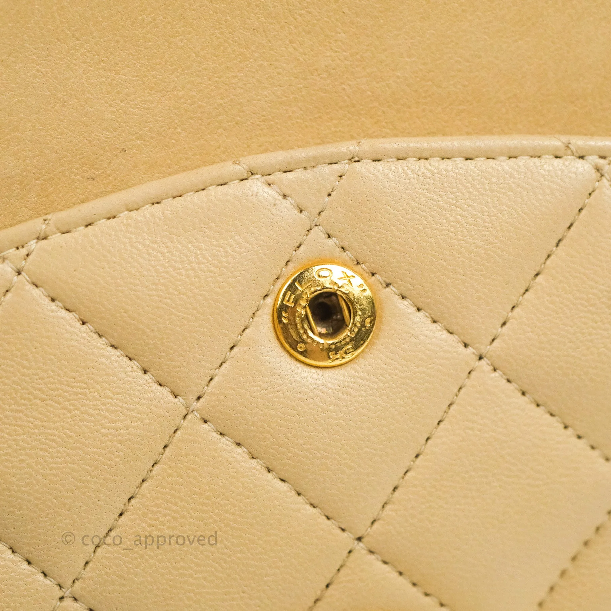 Chanel Vintage Medium Classic Flap Light Beige Lambskin 24K Gold Hardware
