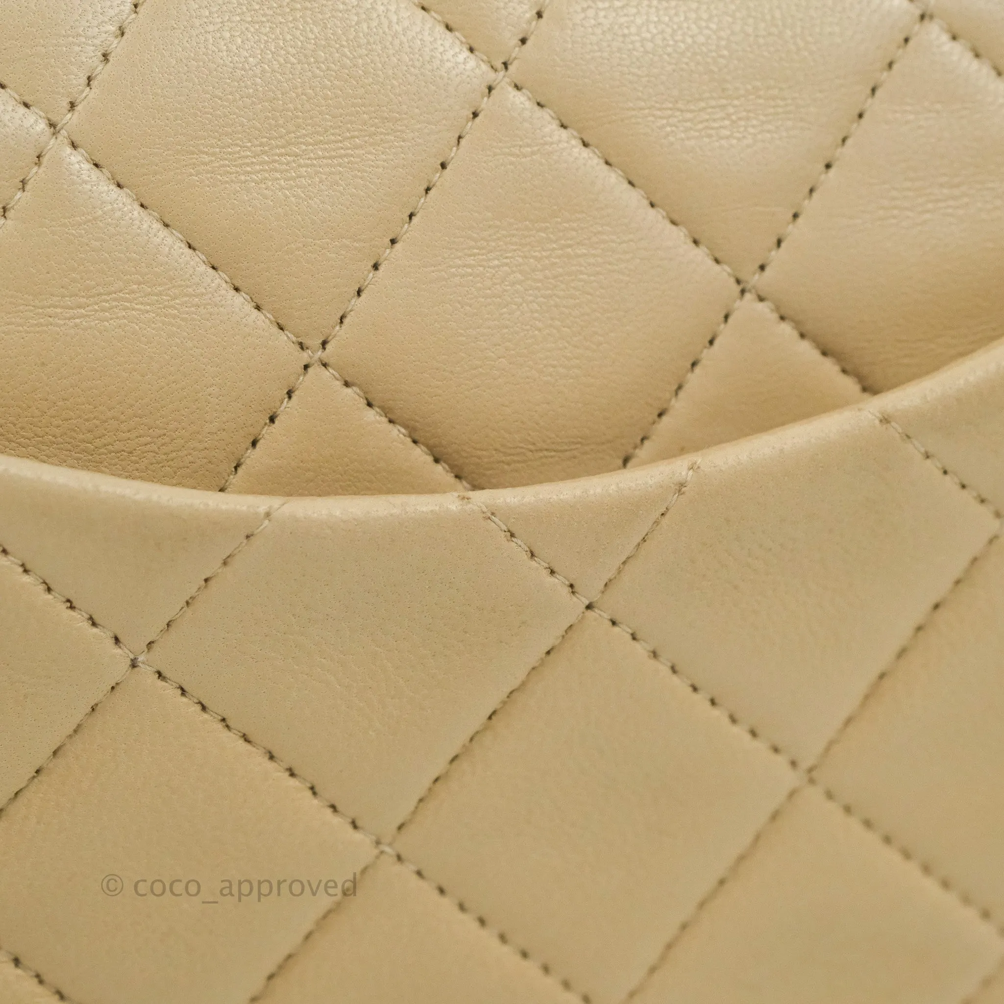 Chanel Vintage Medium Classic Flap Light Beige Lambskin 24K Gold Hardware