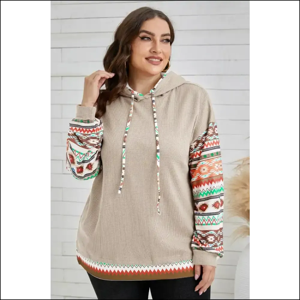 Chic Plus Size Waffle-Knit Geometric Hoodie