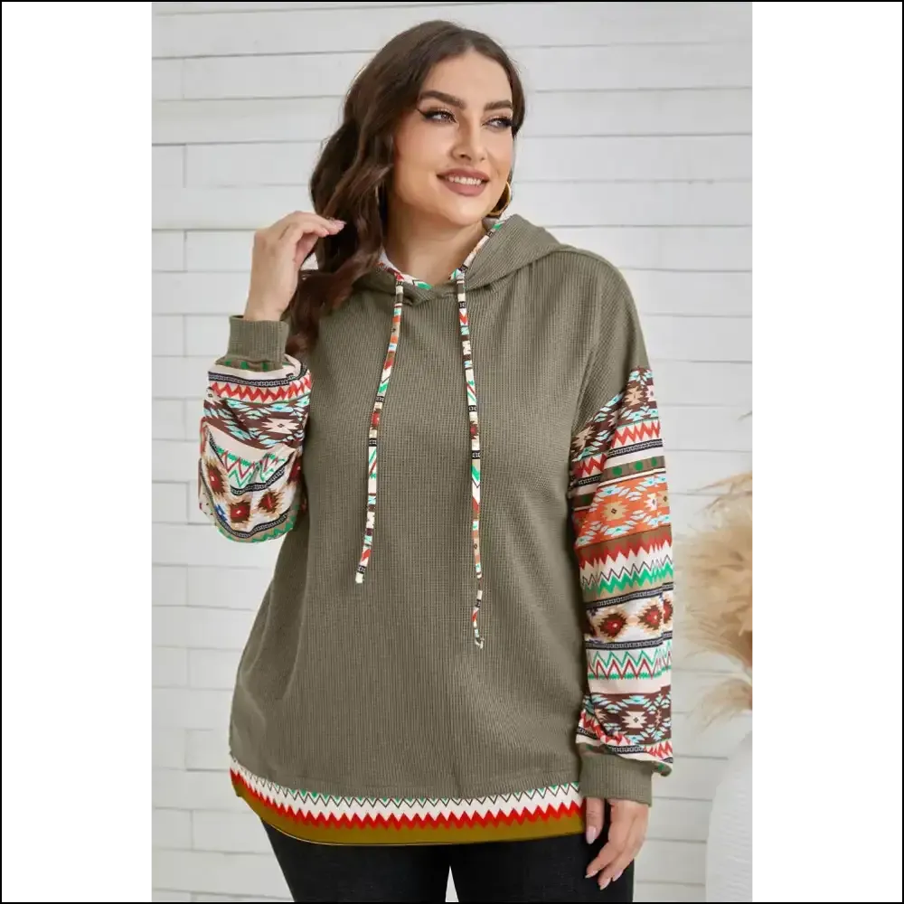Chic Plus Size Waffle-Knit Geometric Hoodie