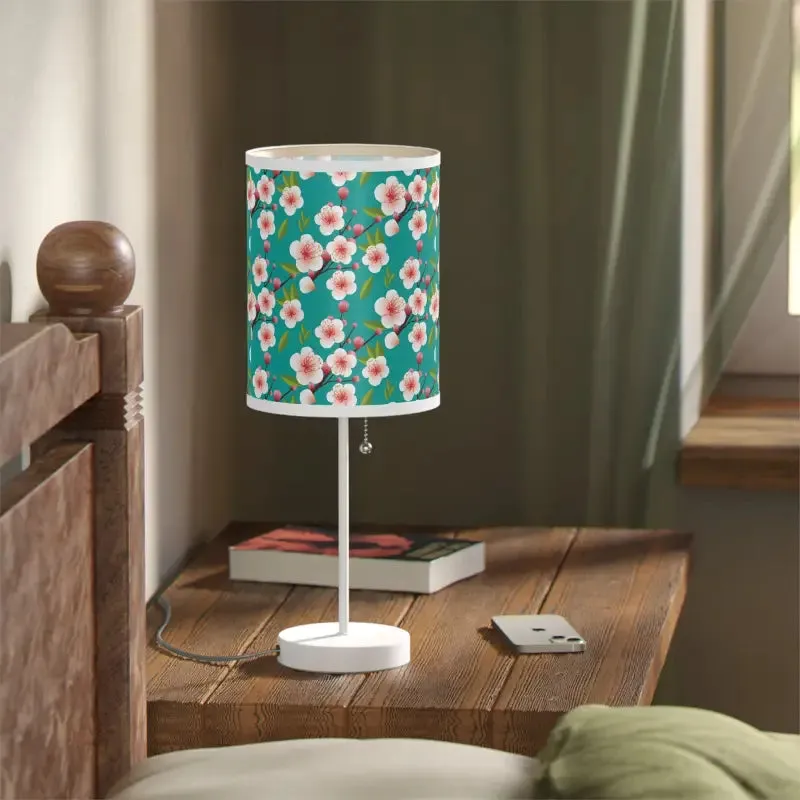 Chic Steel Lamp Base for Trendy Fashion Vibes