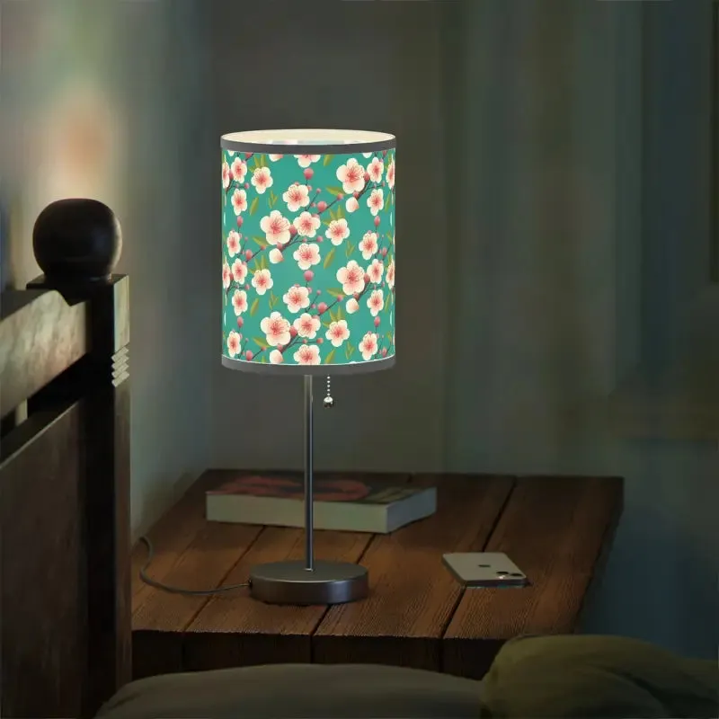 Chic Steel Lamp Base for Trendy Fashion Vibes