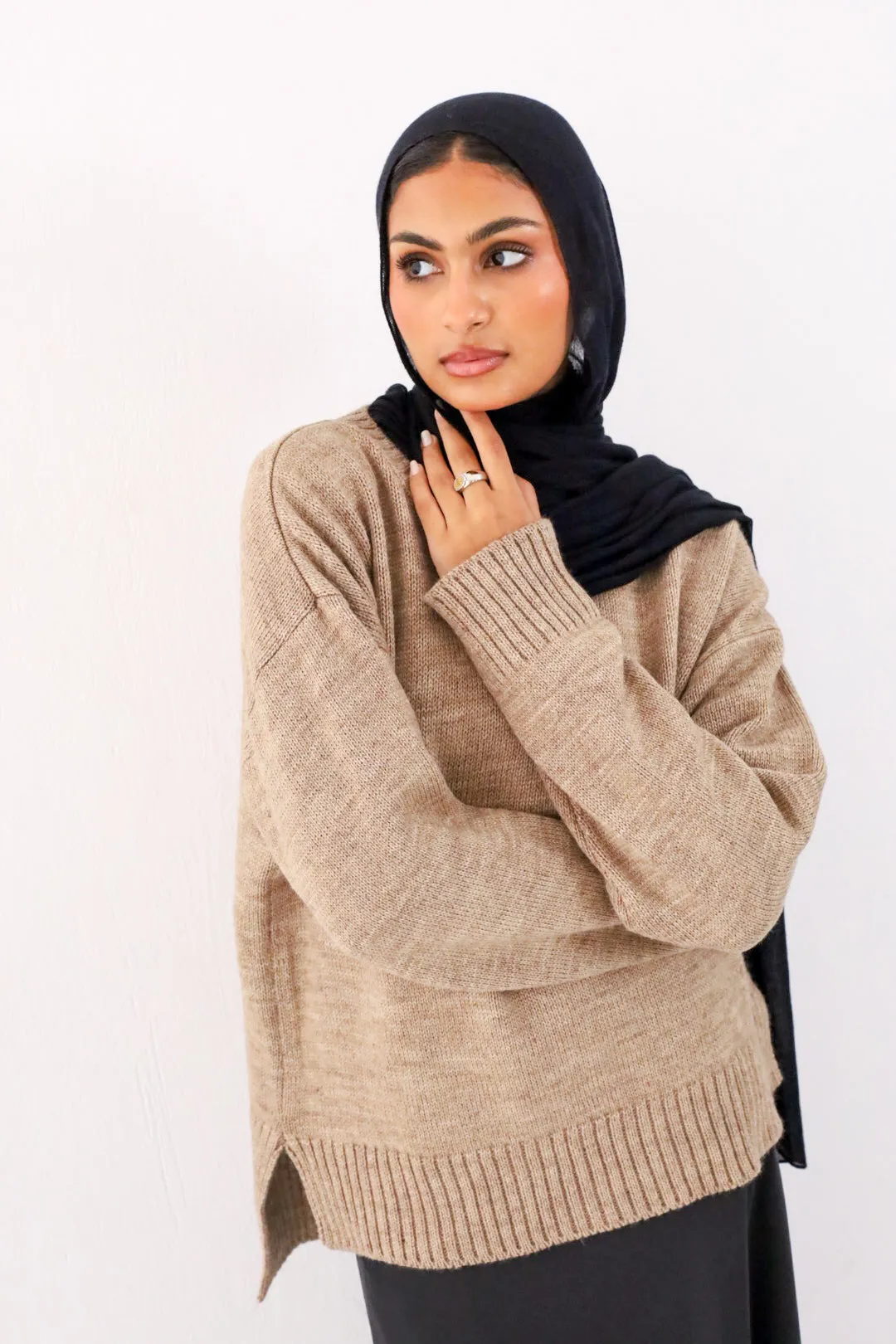 Chill Fit Pullover in Cafe