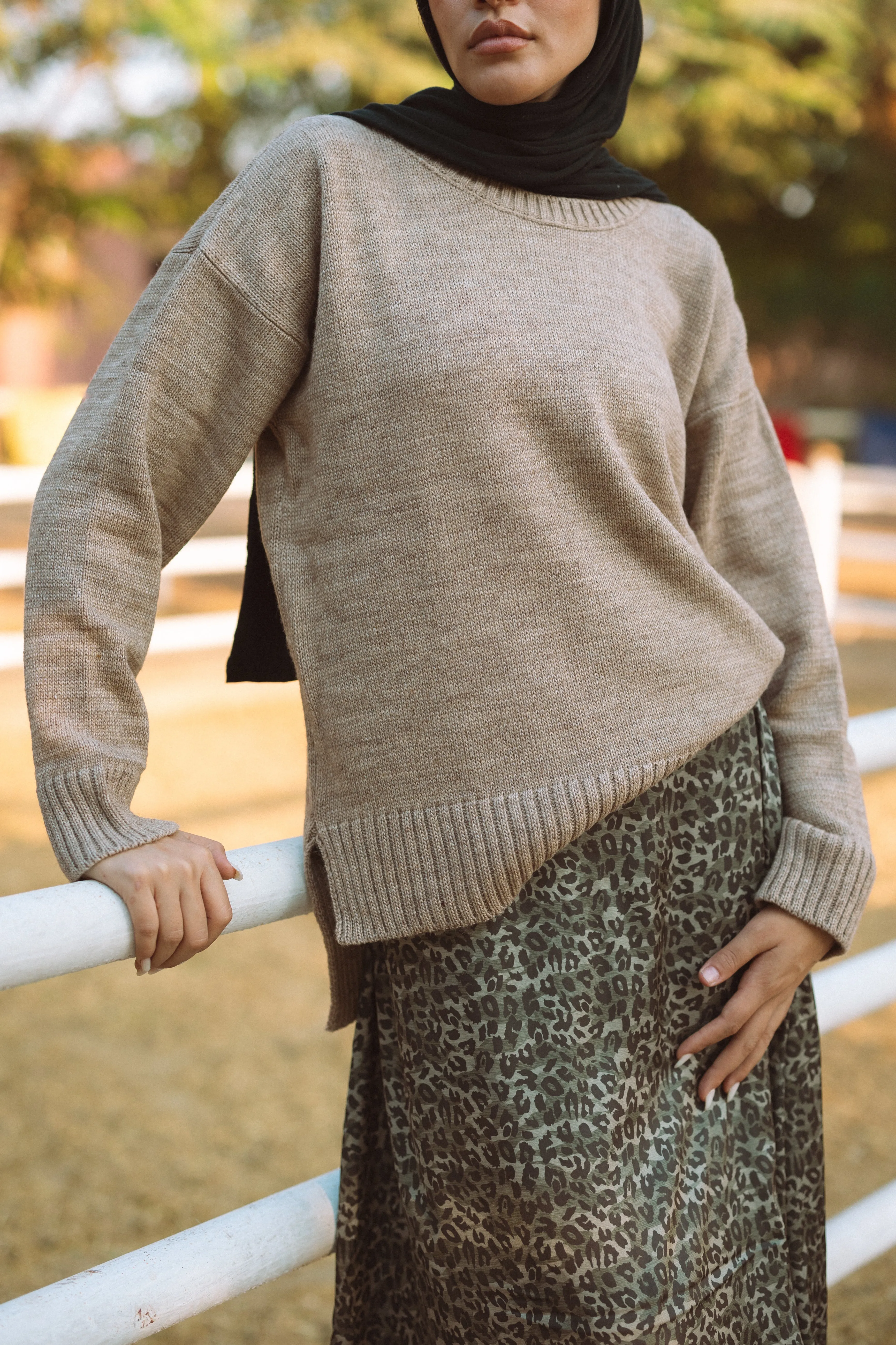 Chill Fit Pullover in Cafe