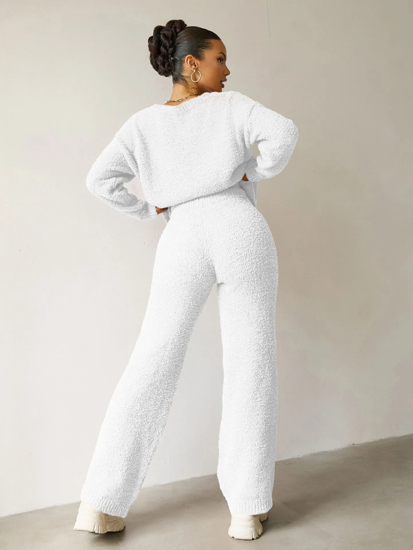 Cozy Solid Color Fleece Two-Piece Set for Effortless Warmth and Style