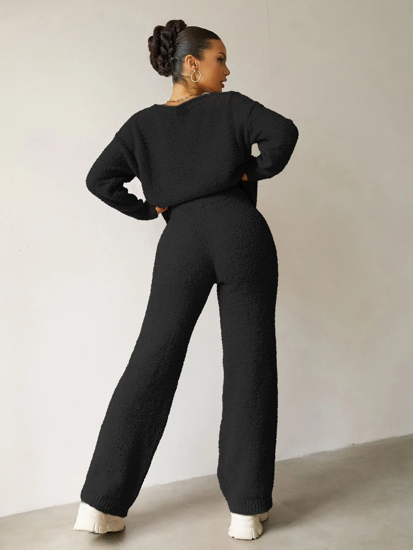 Cozy Solid Color Fleece Two-Piece Set for Effortless Warmth and Style