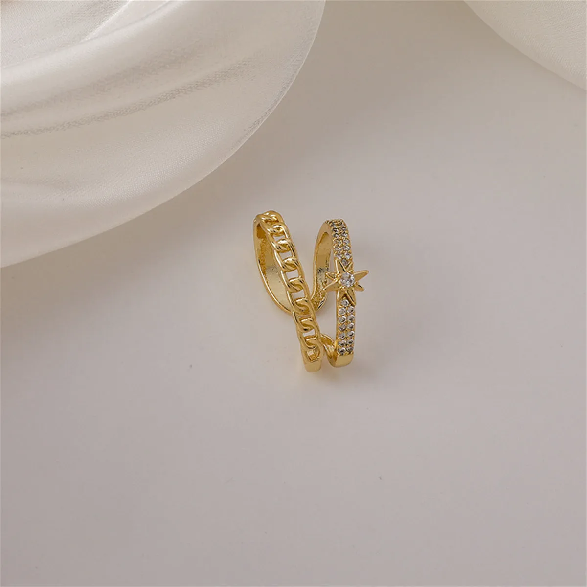 Cubic Zirconia & 18K Gold-Plated Star Clip-On Earring