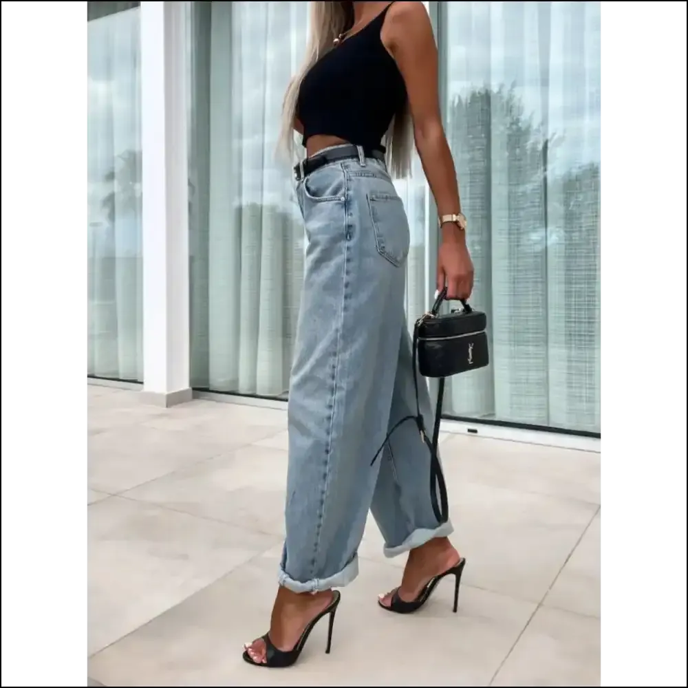 Dare to Flare: Chic High Waist Wide Leg Jeans for Life's Fashionable Fails 😂👖