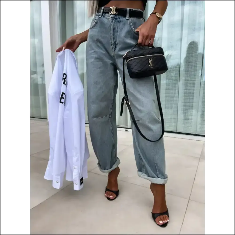 Dare to Flare: Chic High Waist Wide Leg Jeans for Life's Fashionable Fails 😂👖