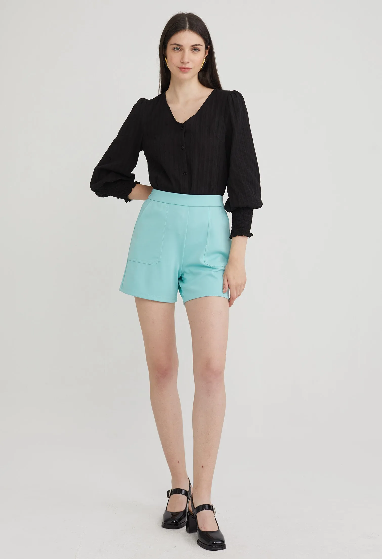 Easy Wide Pocket Shorts