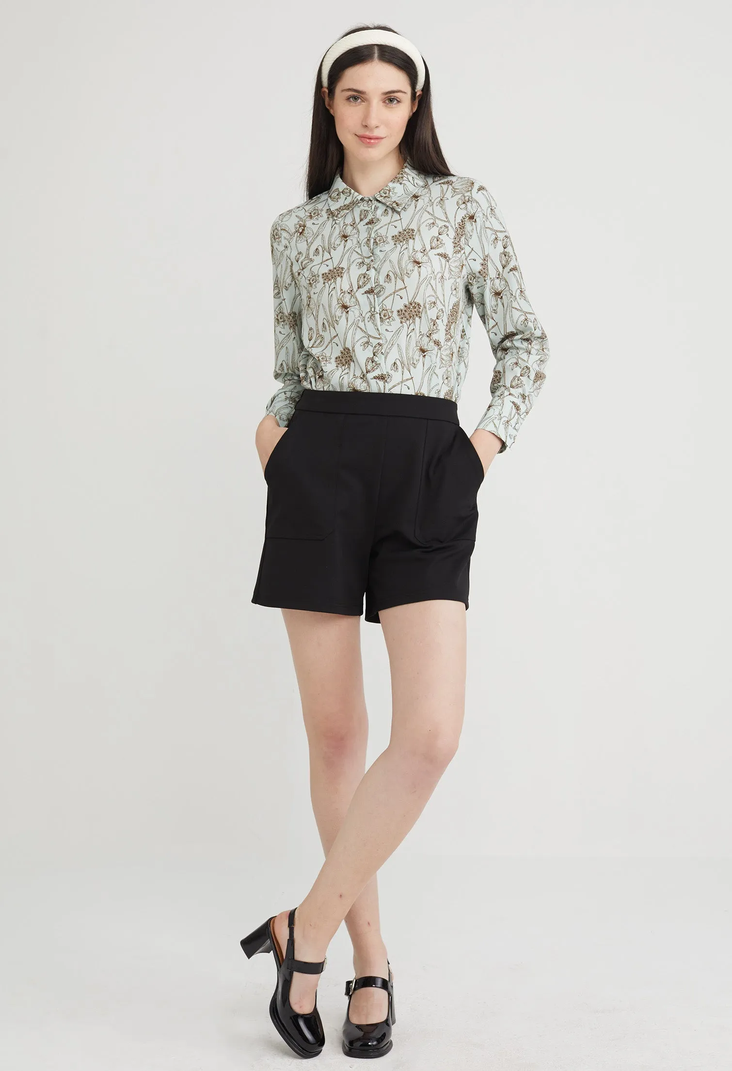 Easy Wide Pocket Shorts