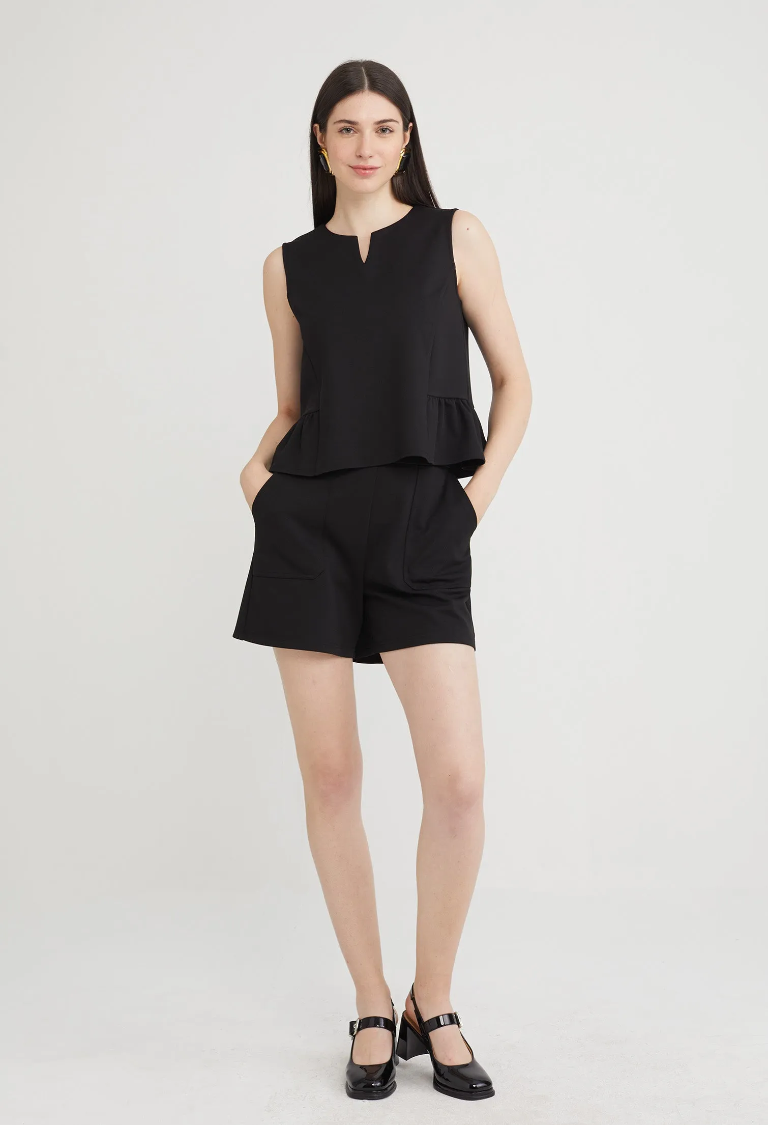Easy Wide Pocket Shorts