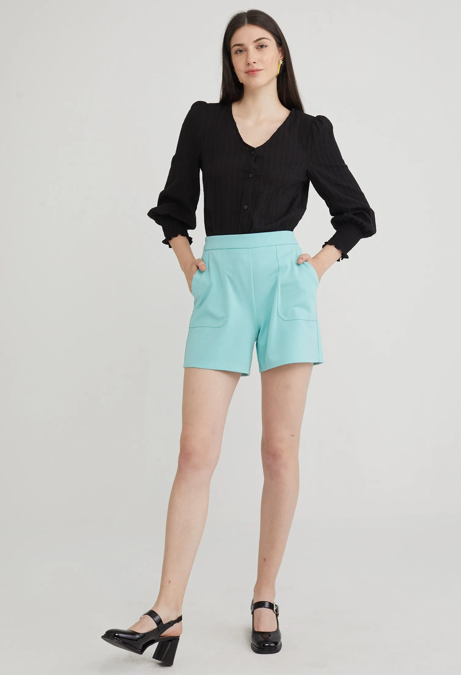 Easy Wide Pocket Shorts