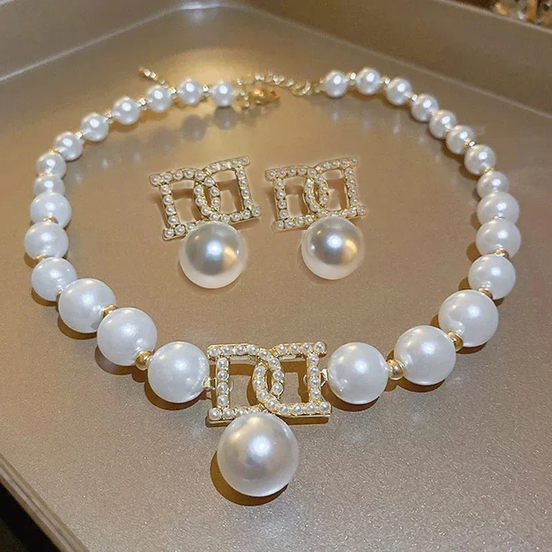 Elegant Pearl Clavicle Chain Pendant Necklaces Earrings Choker