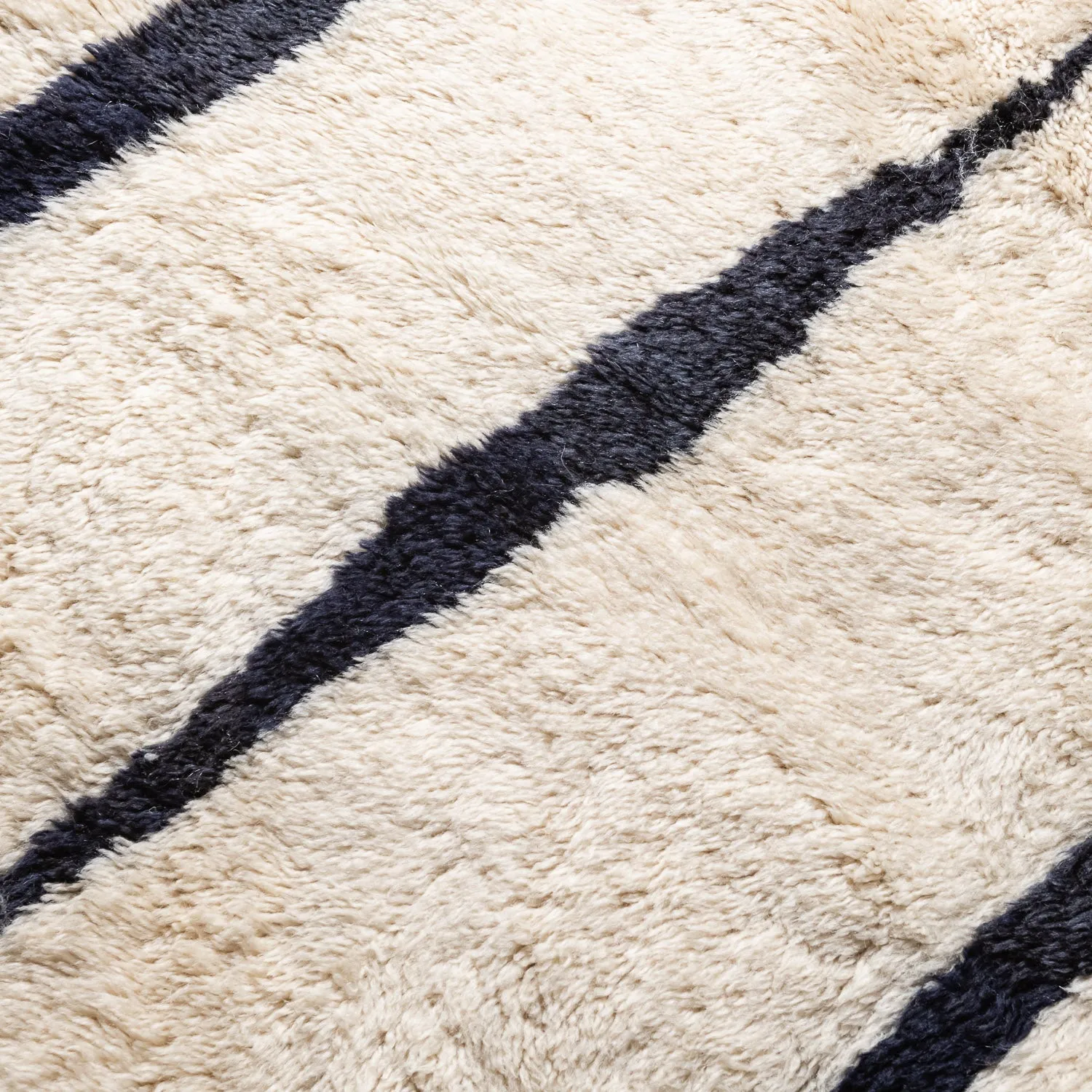 Elegant Rhythm Round - Luxury Shag Moroccan Rug