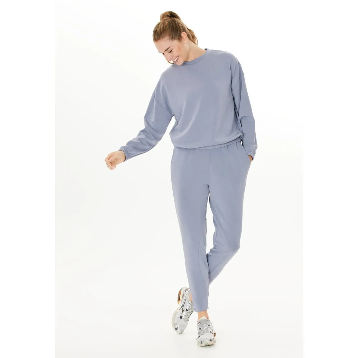 ENDURANCE TIMMIA W CREW NECK
