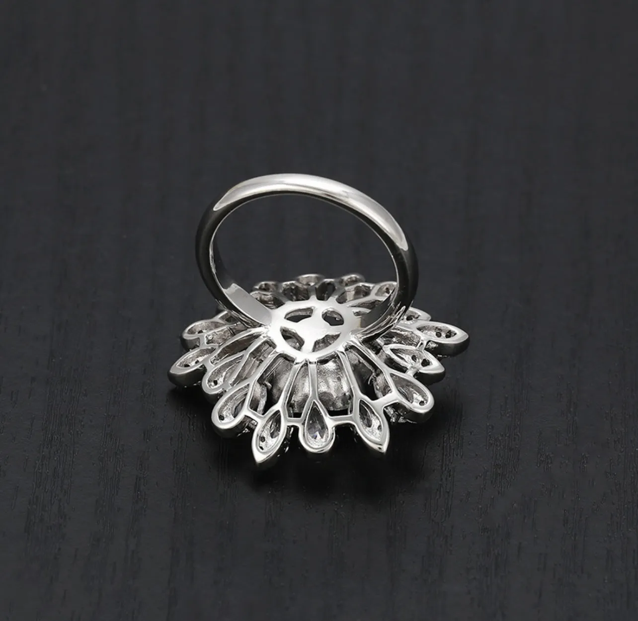 Fashion Purple Crystal & CZ Diamond Flower Ring
