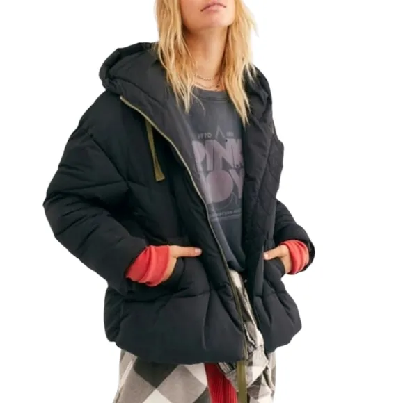 Free People Hailey Puffer in Black OB1023741 | Oversized Puffy Cozy Essential