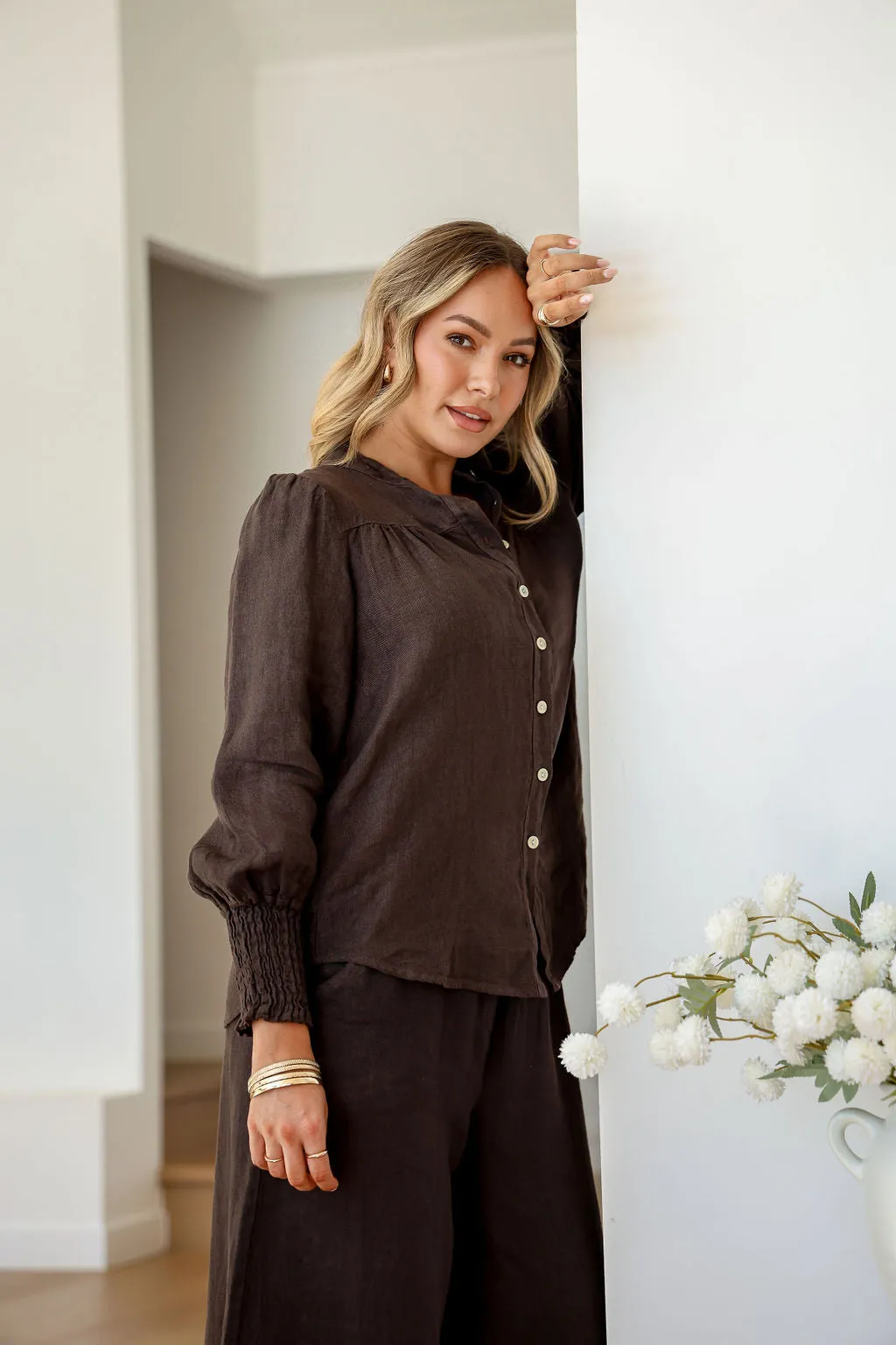 'Greta' Linen Top - Chocolate