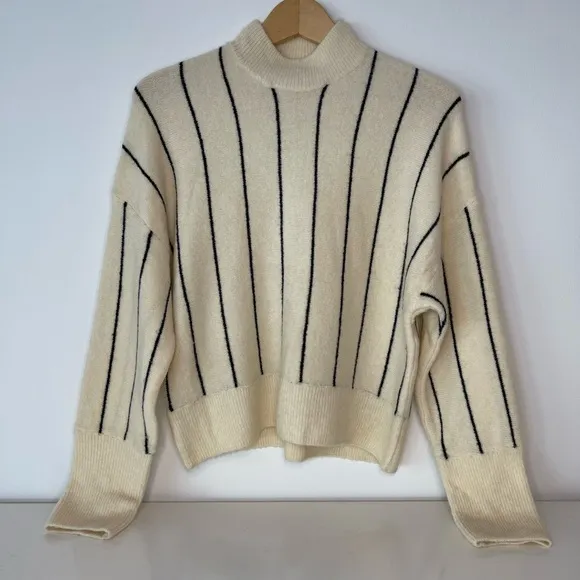 HP! Amuse Society The Aline Mock Neck Sweater Women’s Size Small
