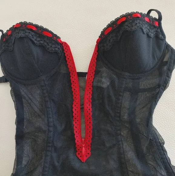 Intimissimi Vintage Mesh and Lace Bustier with Zipper - Red and Black - Small