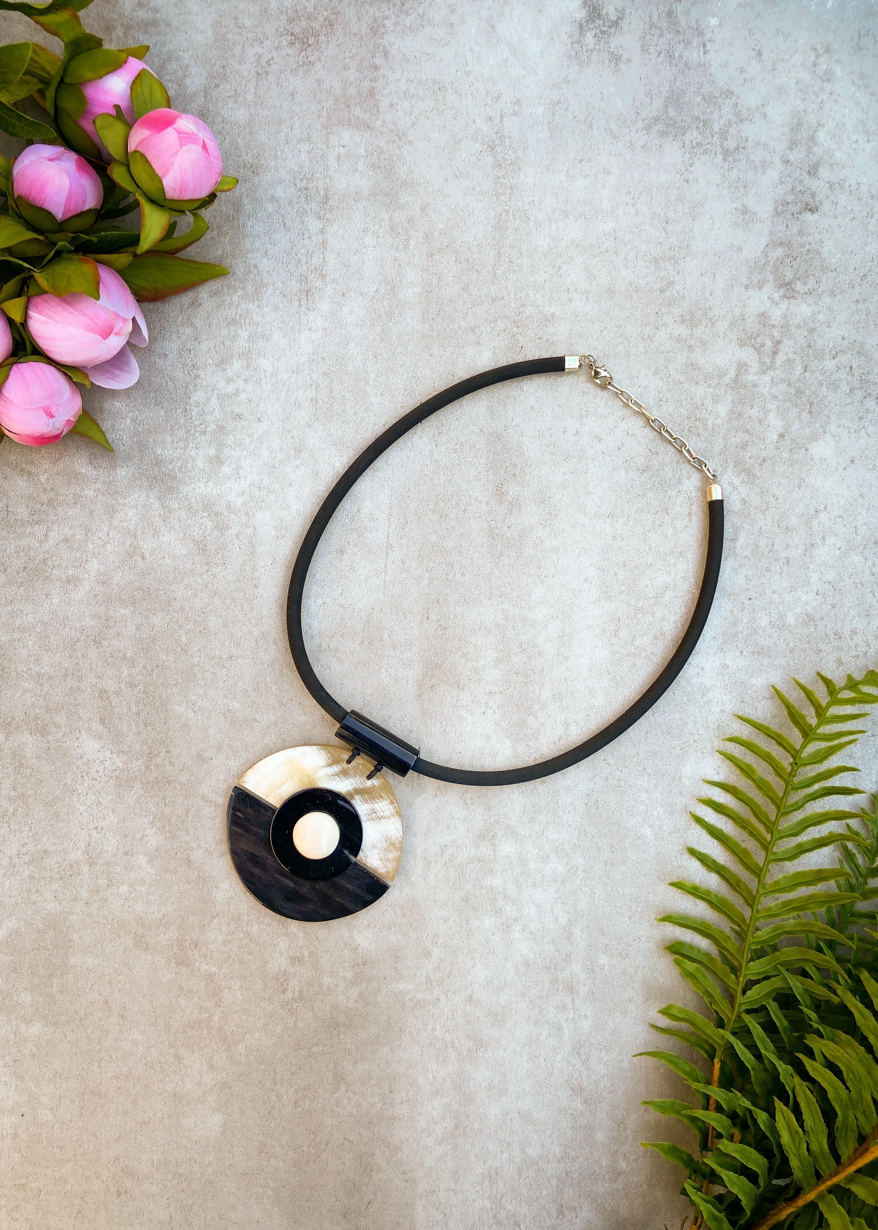 Kalisha Necklace in Onyx