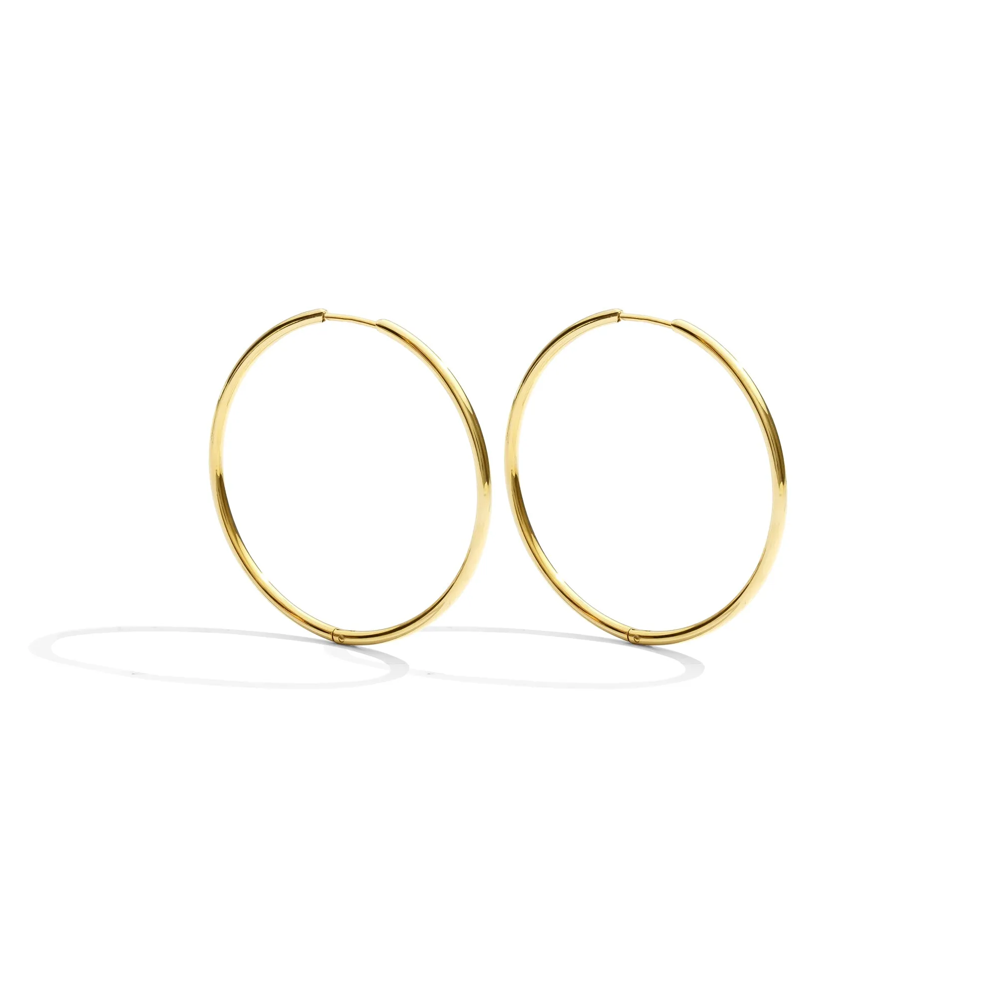LARGE MODERN HOOPS - GOLD