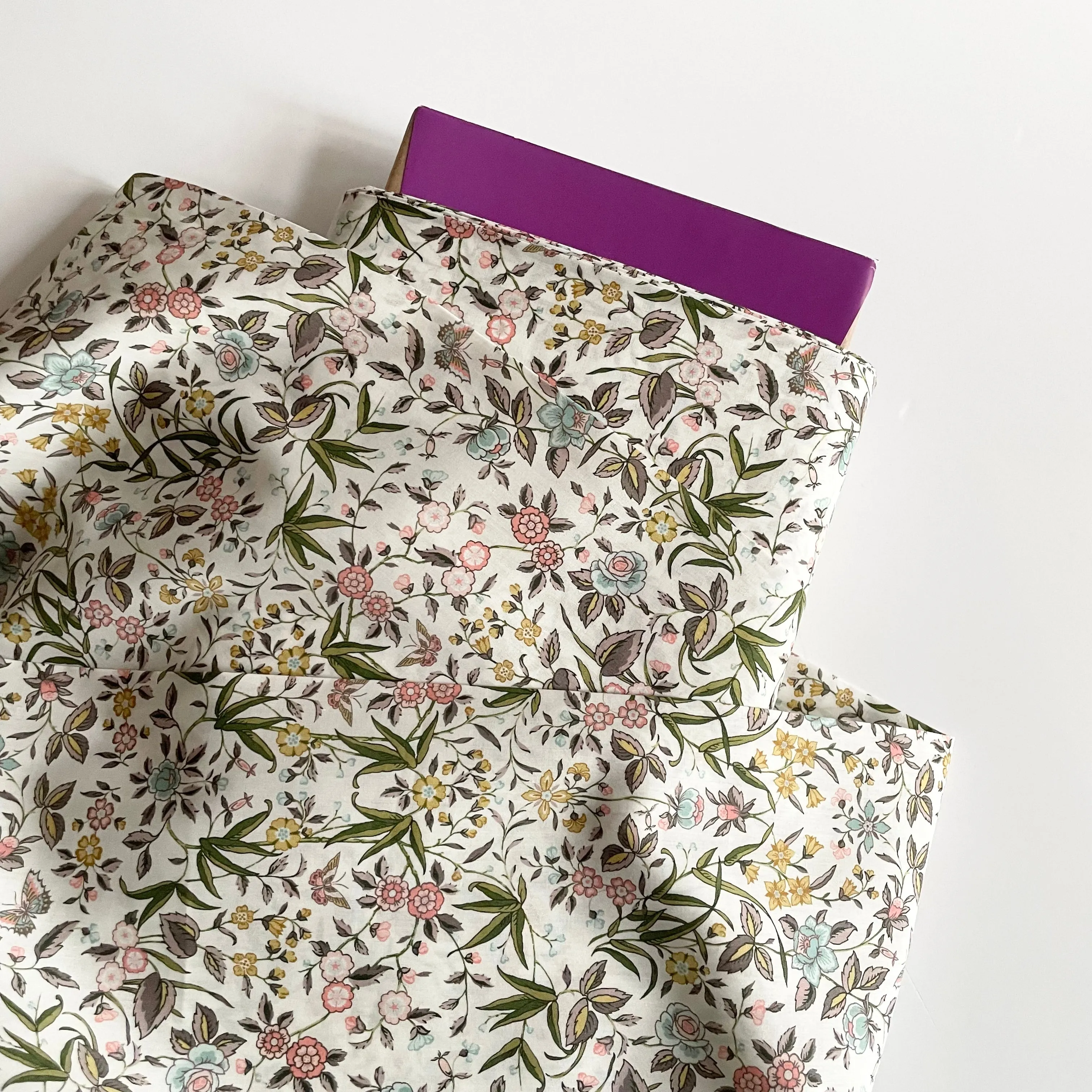 Liberty Fabrics Classic Tana Lawn : Tapestry A
