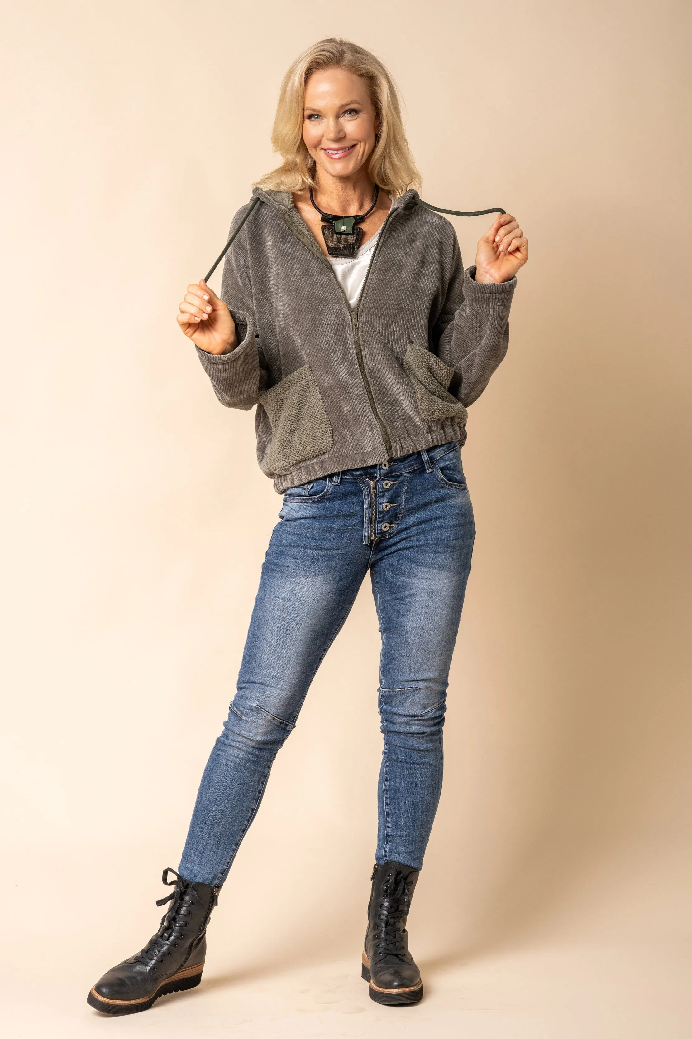 Lori Jacket in Khaki