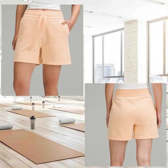 Lululemon Scuba High-Rise Short 5&quot; size 4 NWT peach ‎ Bellini 🍑