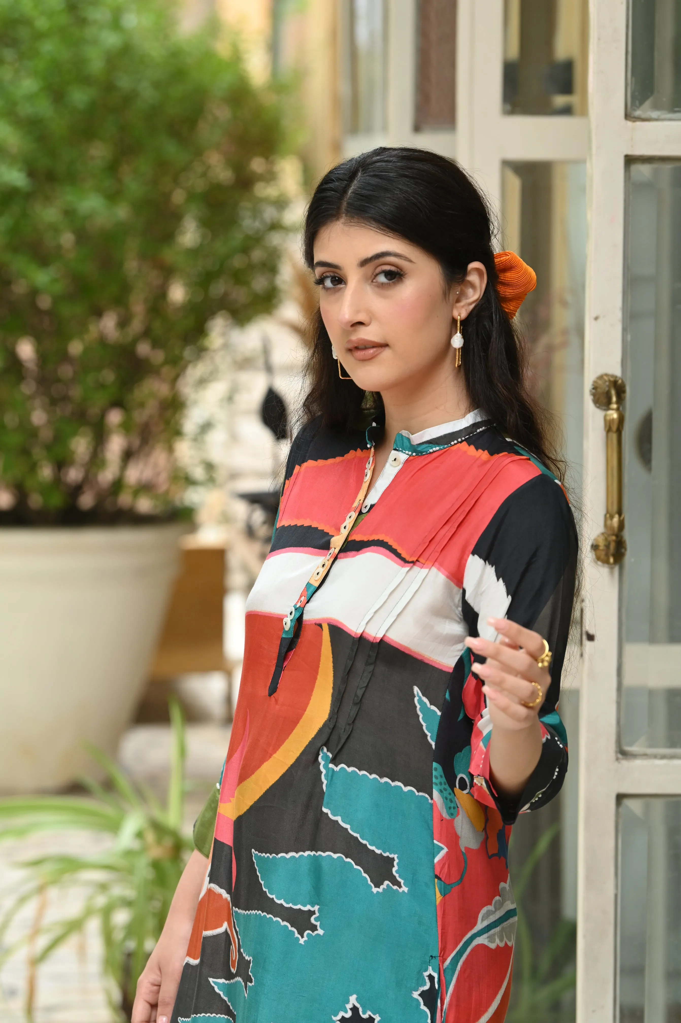 Multicolored Leaf Print Muslin Co-Ord Set (Black Base)
