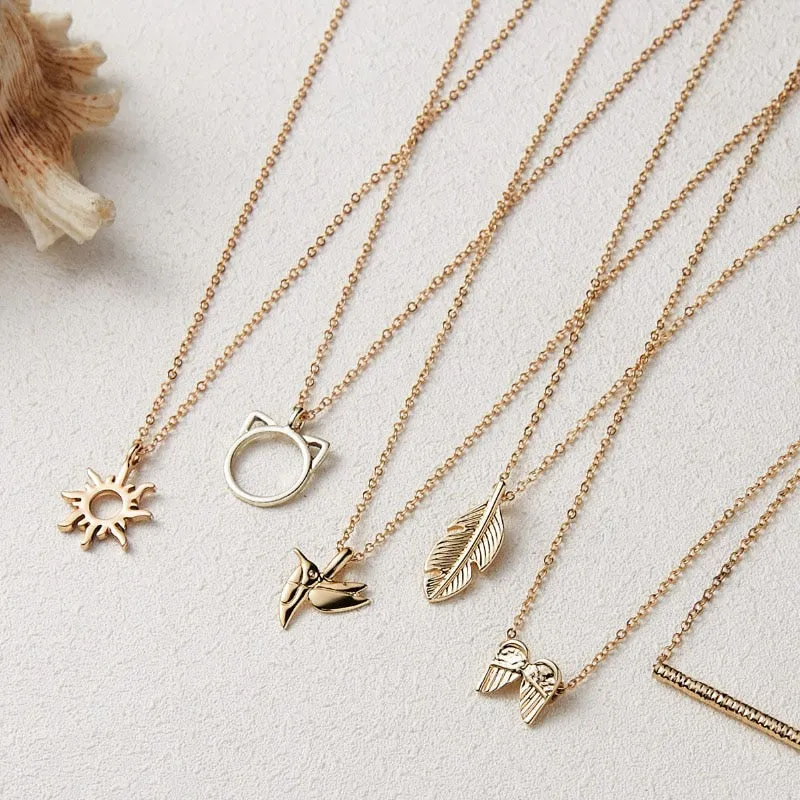 New Trendy Alloy Cute Elegant Sun Love Star Leaves Clover Unicorn Luck Pendant Necklaces for Women Fashion Accessories Jewelry