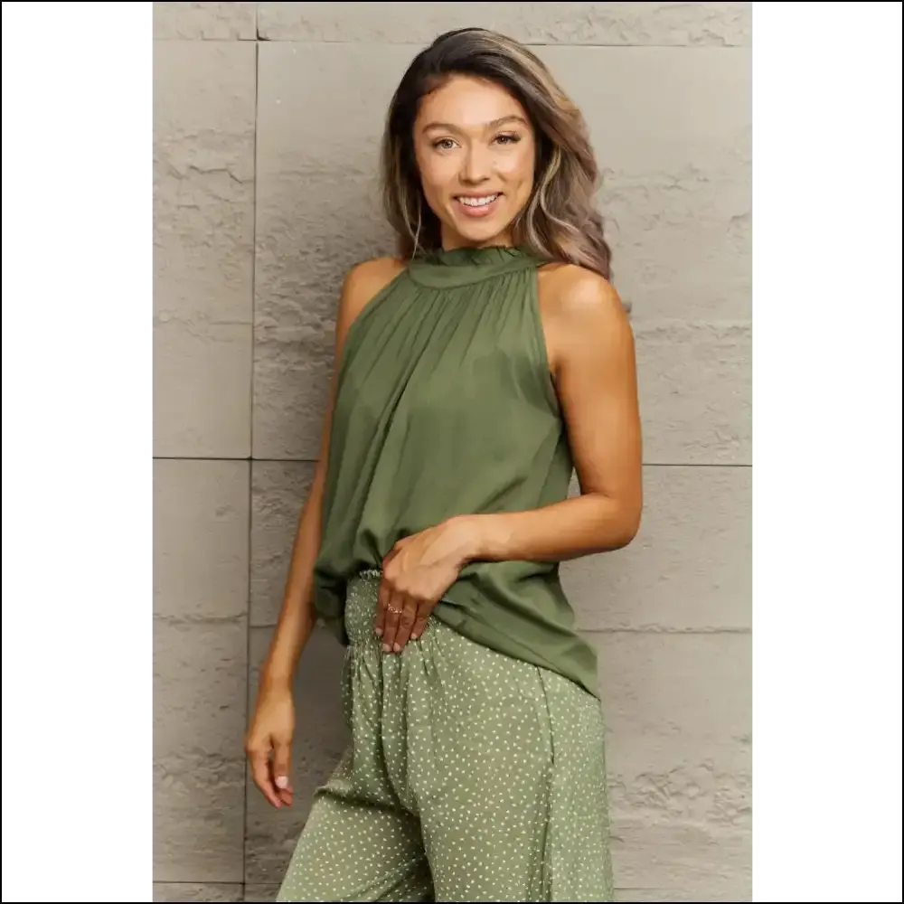 Perfee Mock Neck Tank: Look Fab, Feel Like a Fashionista ?️✨