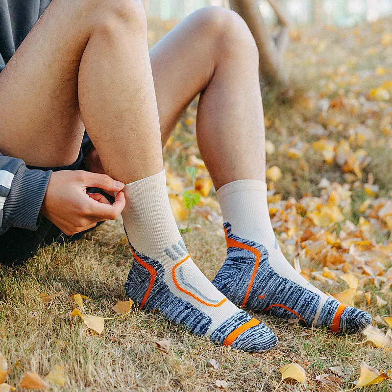 Premium Outdoor Sports Socks for Men – Hiking, Running, Cycling & Basketball – Anti-Slip Thermal Socks for Winter & All Seasons – Comfortable, Durable, Multi-Use, EU 39-46