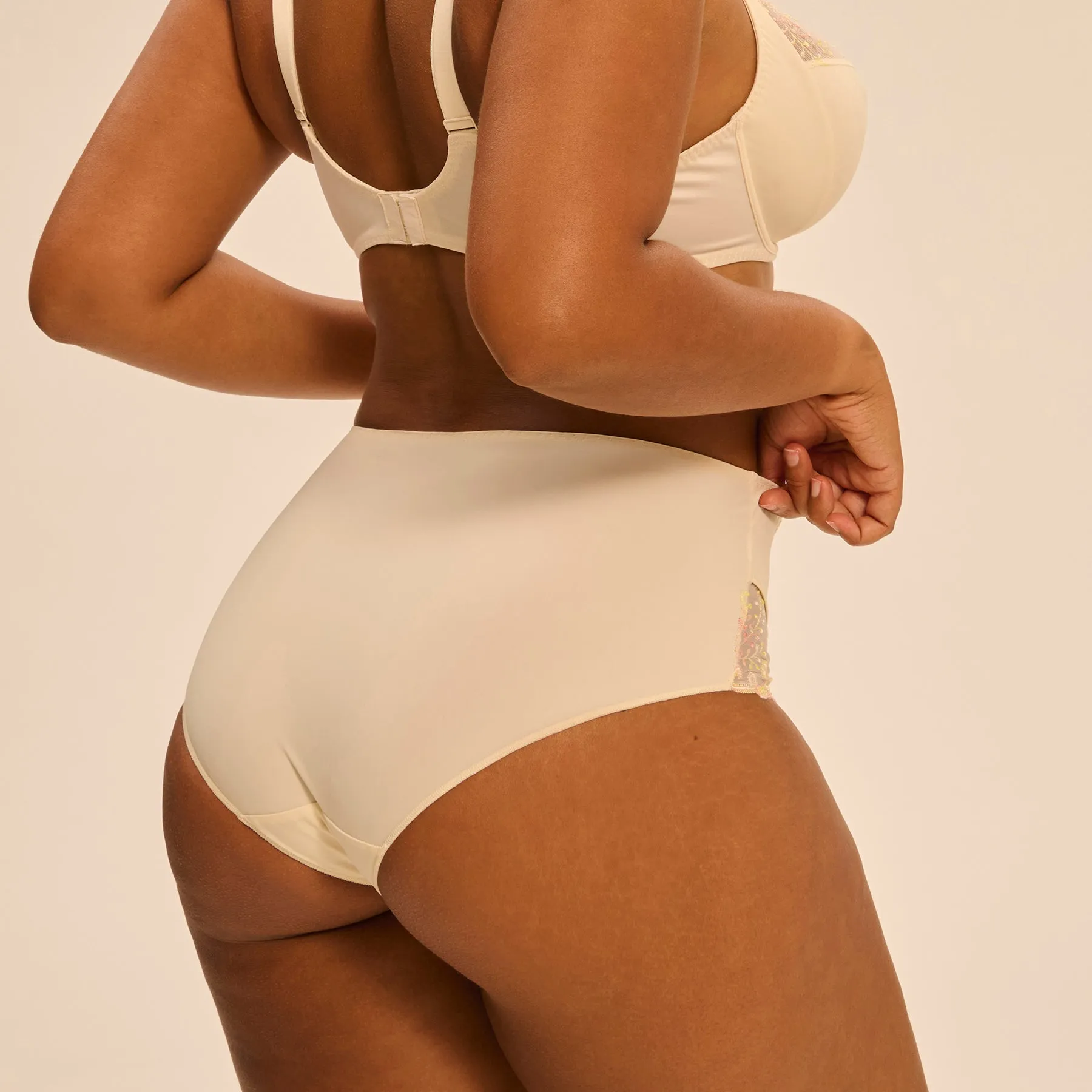 Simone Pérèle Delice Full Brief