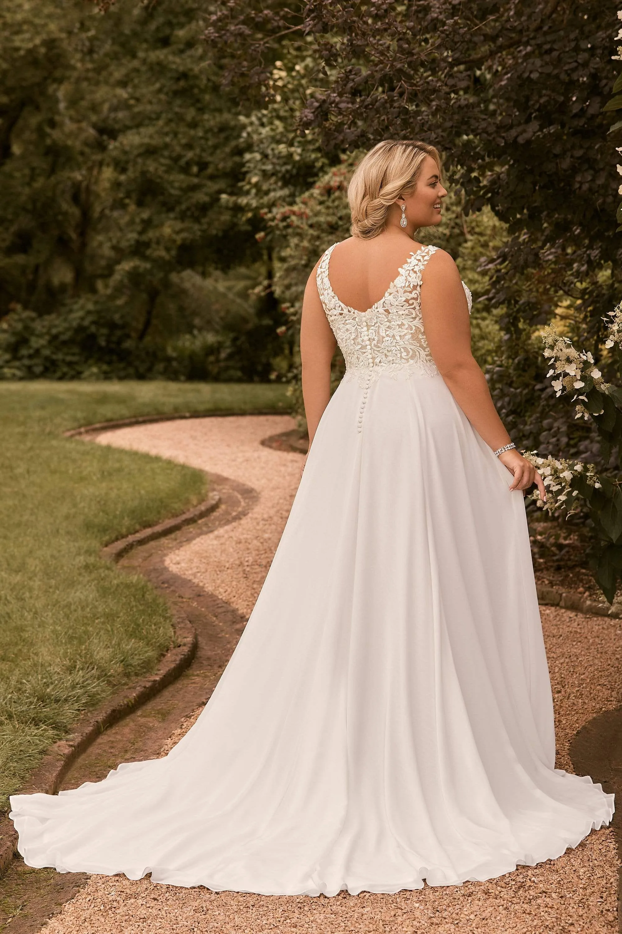 Sophia Tolli: Y22178 - Luella