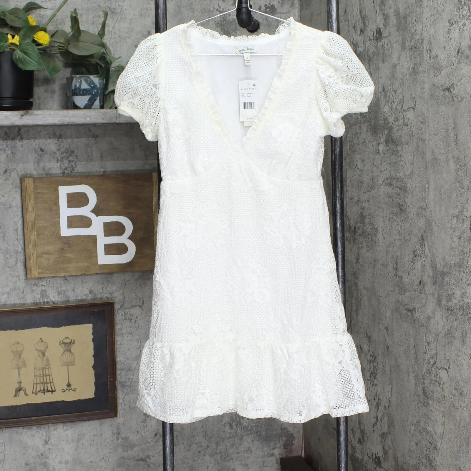 Speechless Ivory Lace Ruffled Lined Pullover Pouf Sleeve V Neck Dress