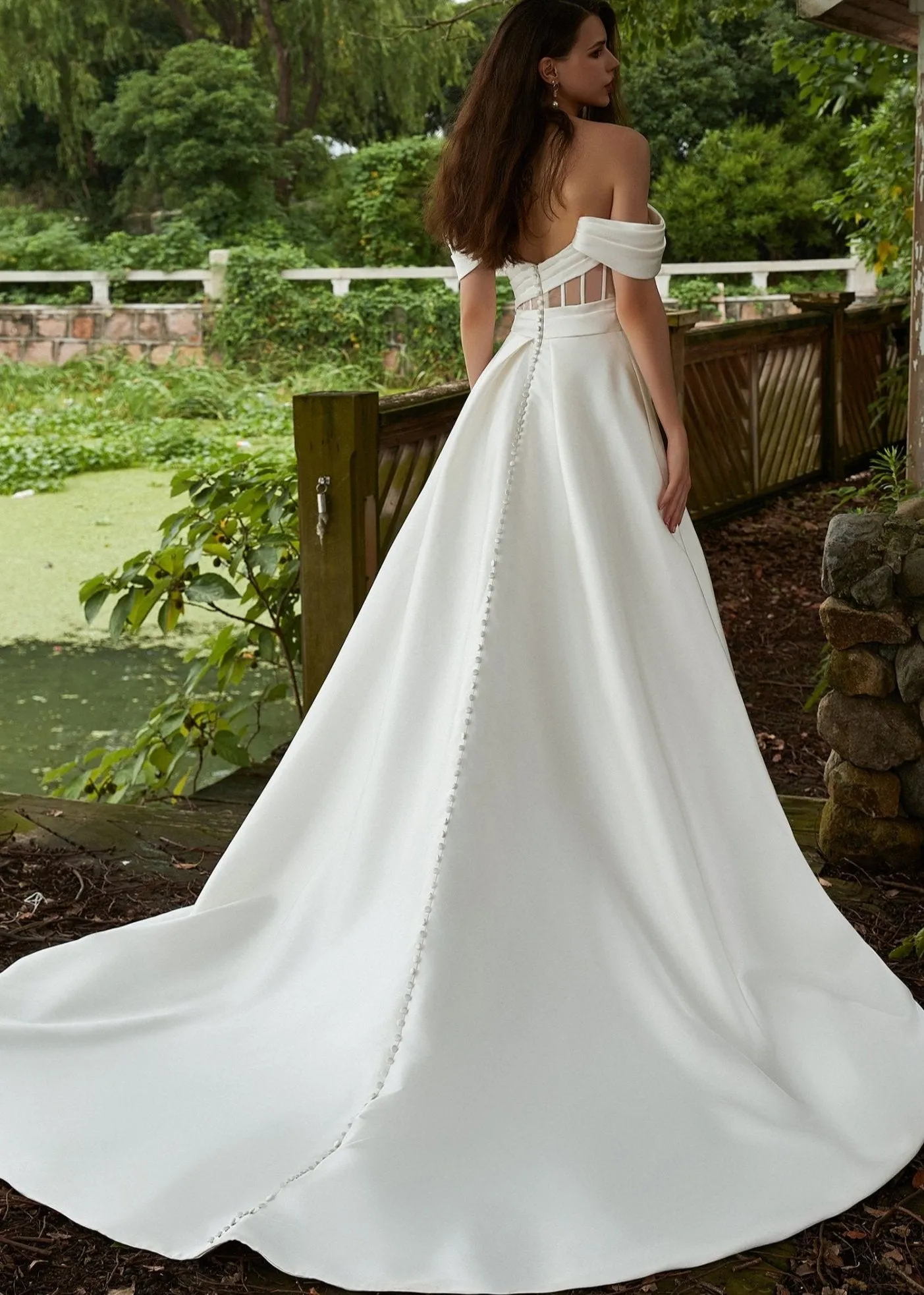 Sydney Warm Ivory Mikado A-Line wedding gown s12-14 with split