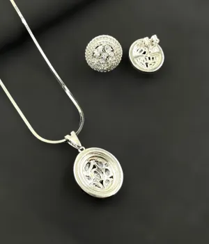 The Samita Silver Pendant Set