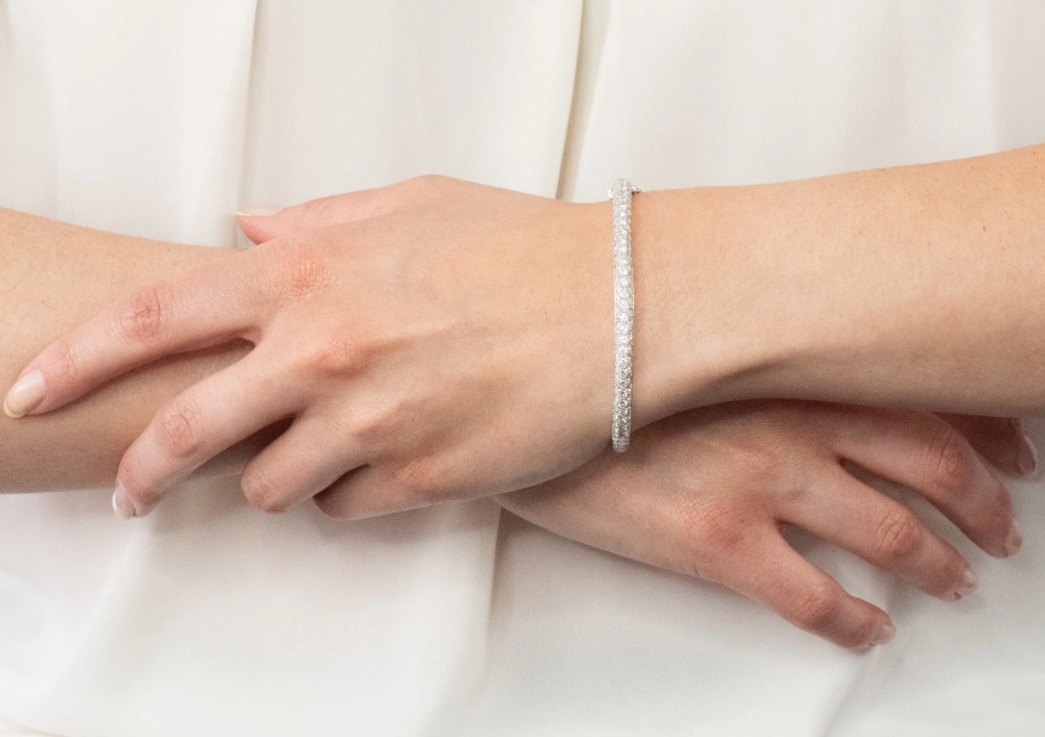 Tiffany & Co. 5.00 CTW Round Brilliant Diamond Platinum Bangle Bracelet