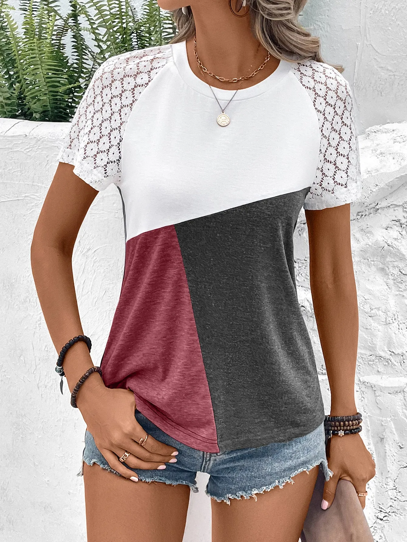 Tiffany Color Block Raglan Sleeve Round Neck Tee