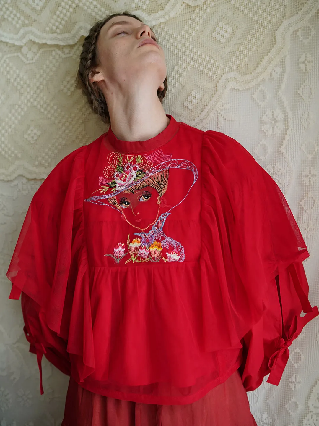 Unlogical Poem Retro Elegant Embroidered Mesh Top