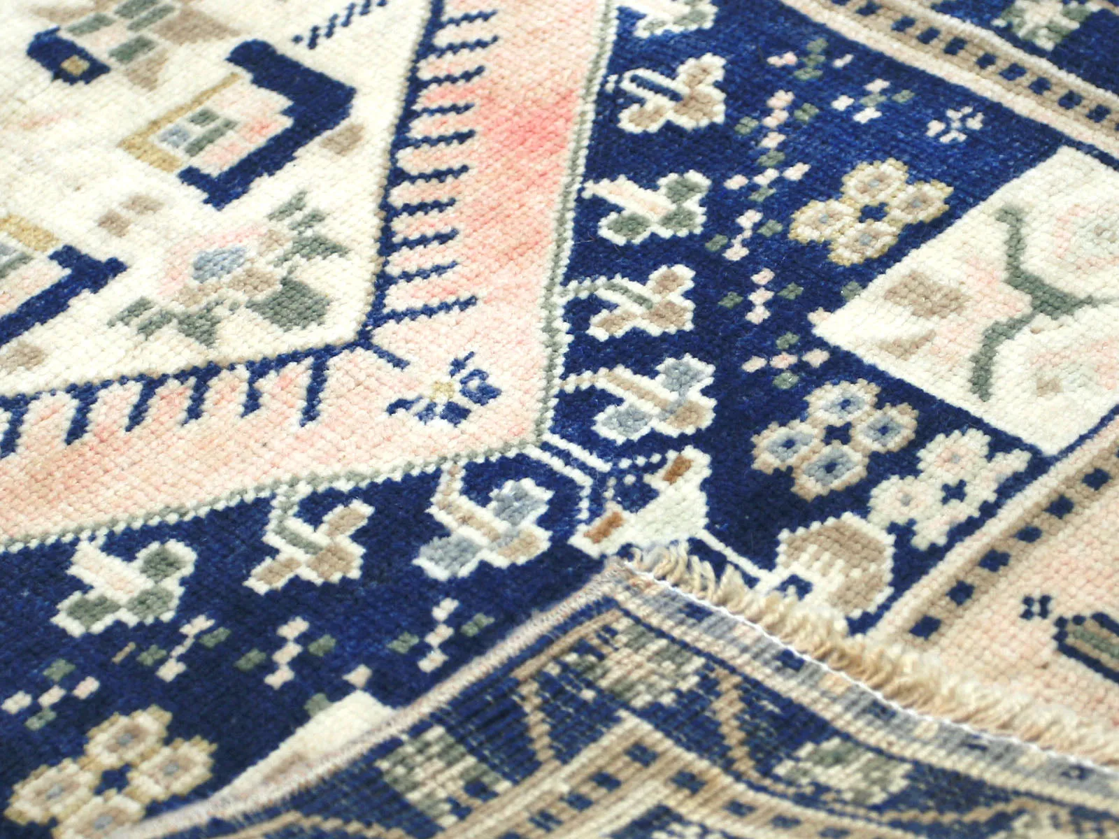 Vintage Turkish Oushak Yastic - 1'8" x 3'9"