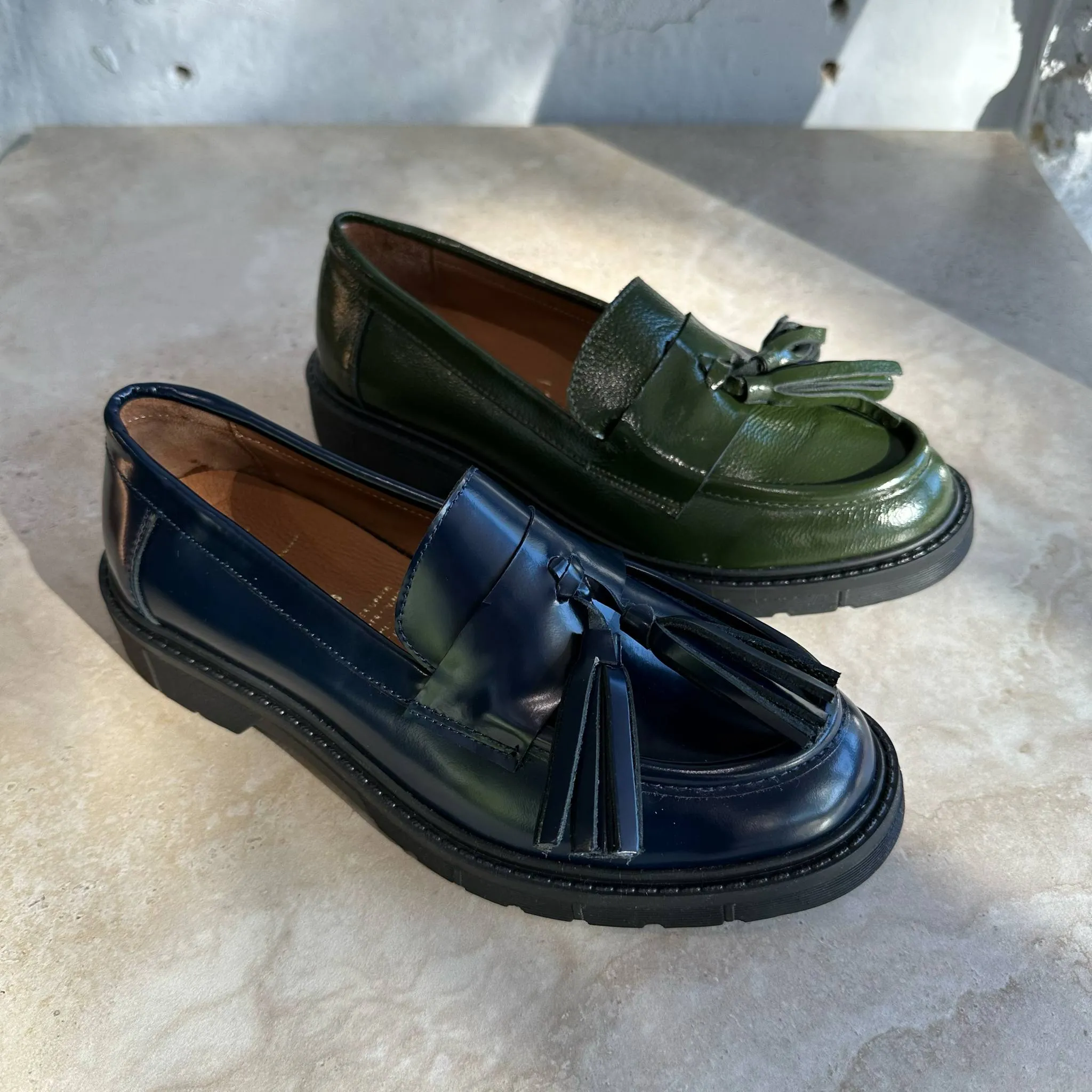Wave 45813 Navy