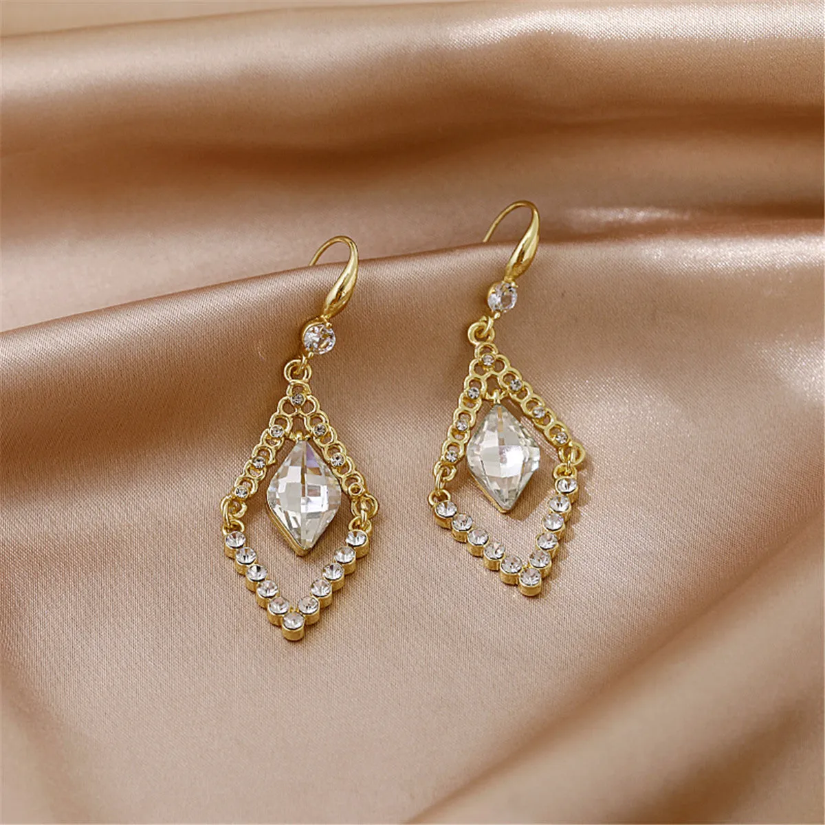 White Crystal & Cubic Zirconia Diamond Drop Earrings