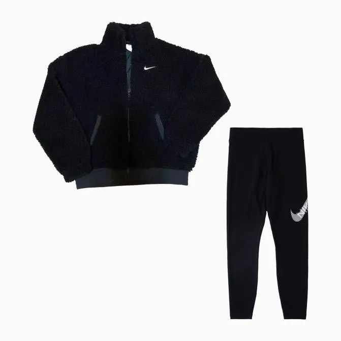 Women's Sportswear Swoosh Outfit