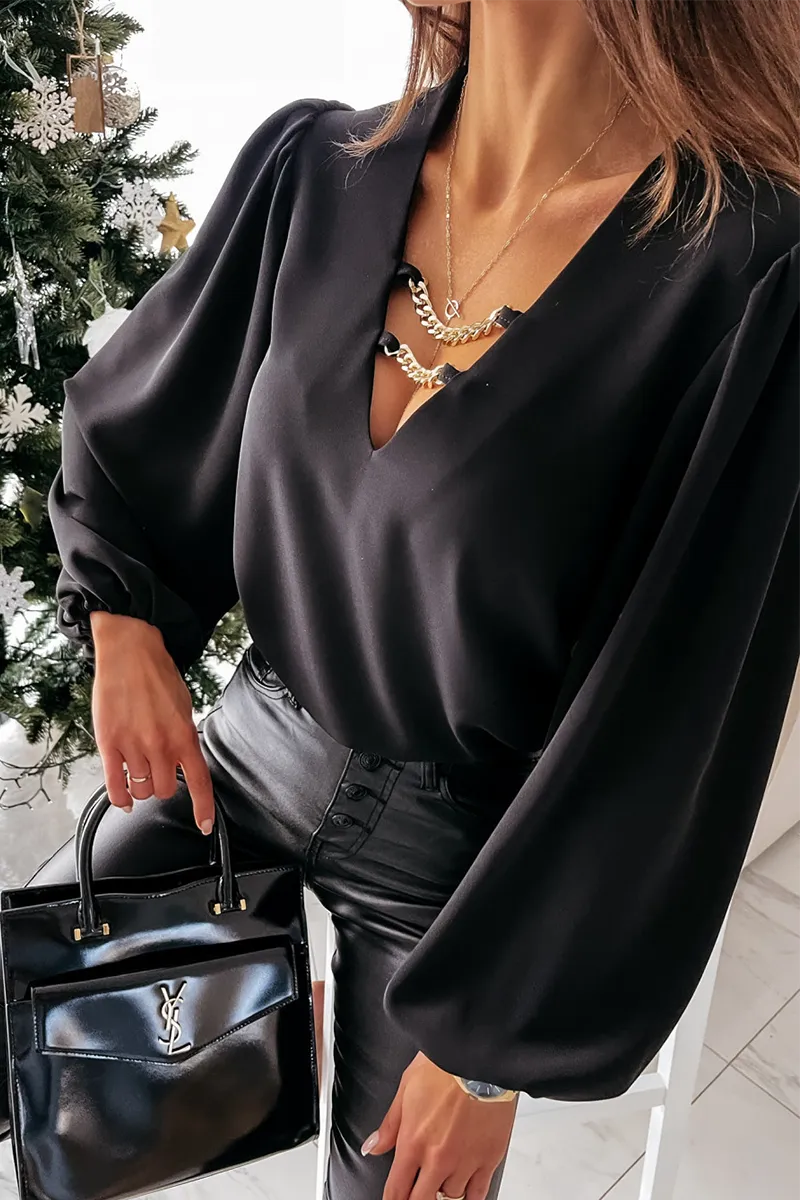Xieyinshe Fashion Elegant Solid Chains V Neck Tops
